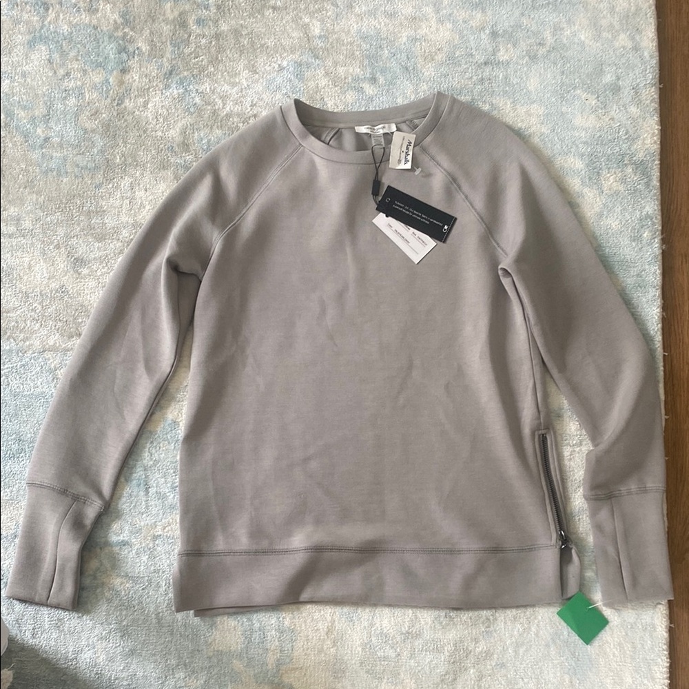 NWT crewneck, pale pearl gray